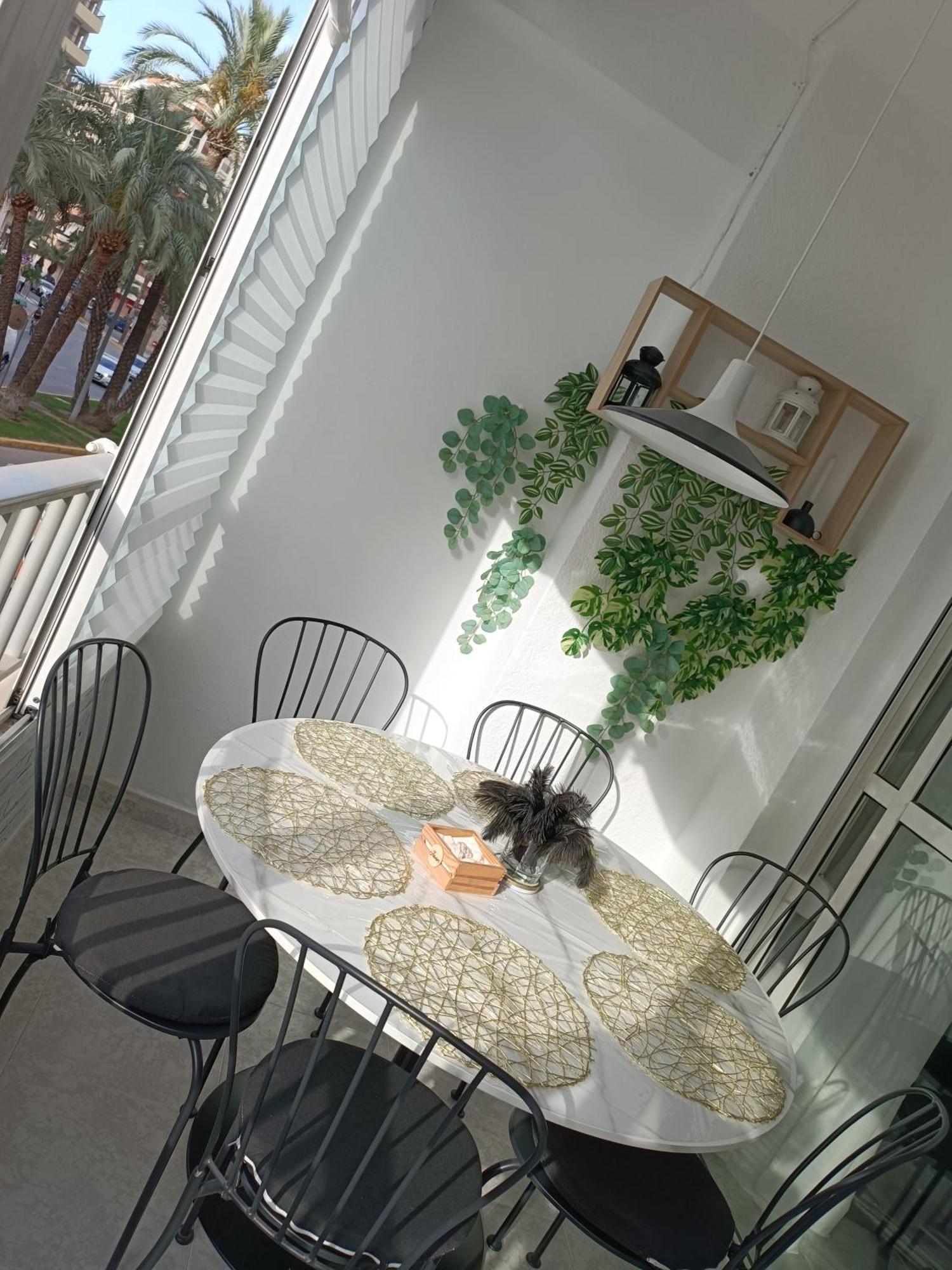 Amazing Beach Apartment Кульера Экстерьер фото